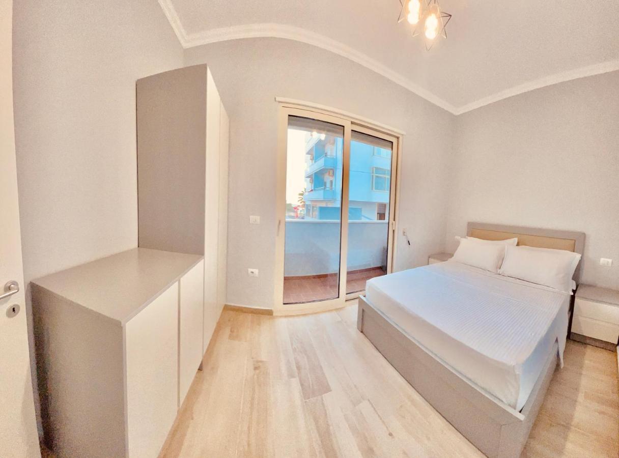 Flors Apartments Dıraç Dış mekan fotoğraf