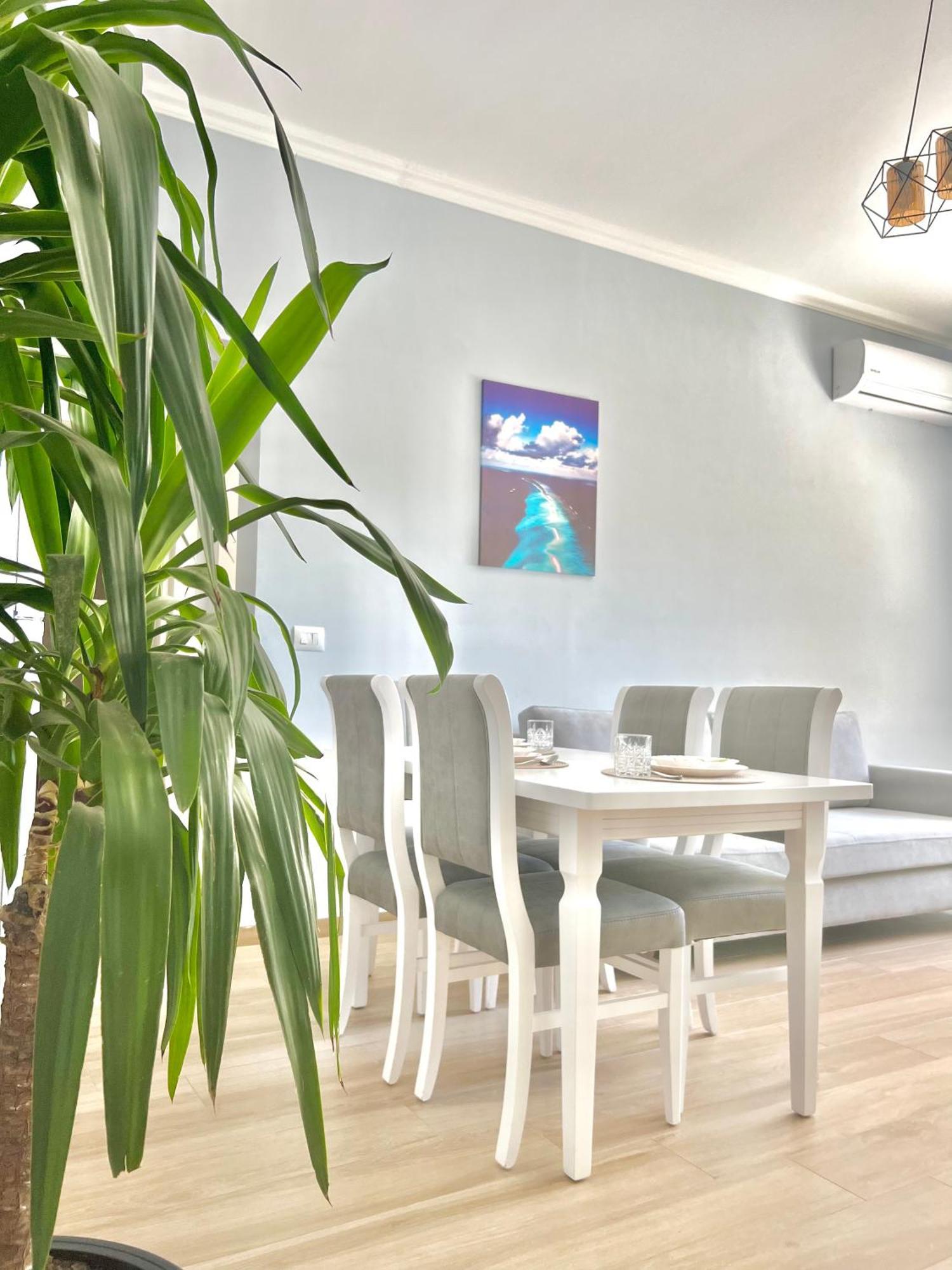 Flors Apartments Dıraç Dış mekan fotoğraf
